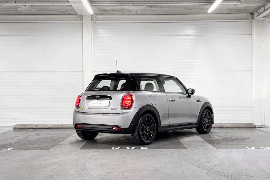 MINI Cooper 3-deurs Electric Electric Camden Edition