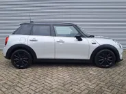 MINI Cooper Mini 1.5 Business Edition | Navigatie | Harman Kardon | Climate | Sensoren | Cruise