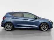 Ford Fiesta 1.0 EcoBoost Hybrid ST-Line X | NL-Auto | 1e Eigenaar | Dealeronderhouden | Winterpack | Camera | B&O Audio | Parkeersensoren | Cruisecontrol | 17' Lichtmetaal | Apple Carplay&Android Auto | Keyless Entry | Draadloos telefoonoplader | Parkeer assistent | 