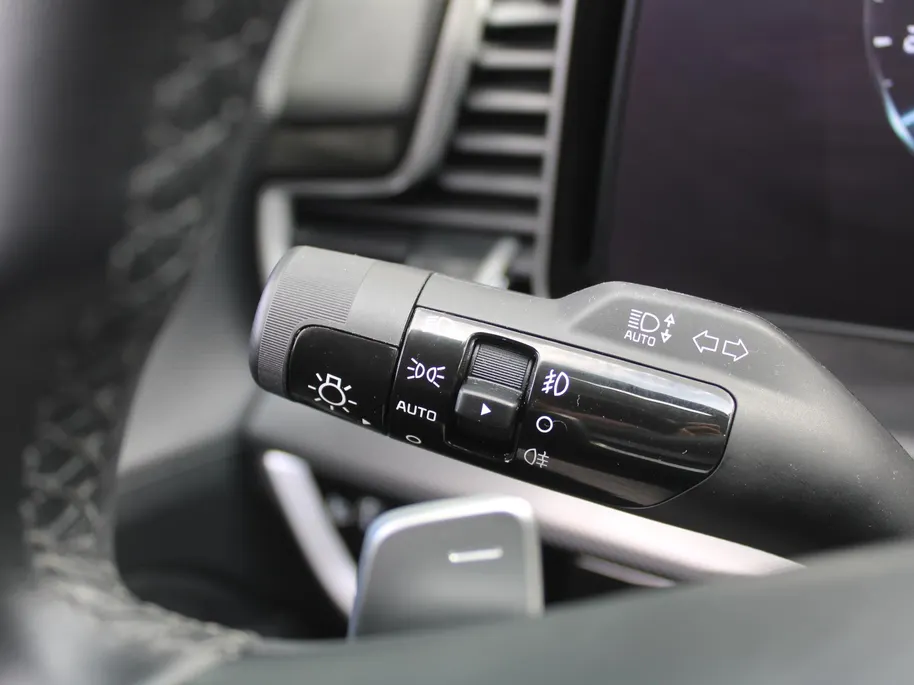Kia Sportage 1.6 T-GDi Hybrid DynamicLine | Camera | Cruise adapt. | Navi | 17' LM | Clima v+a | LED | Apple Carplay/Android Auto |