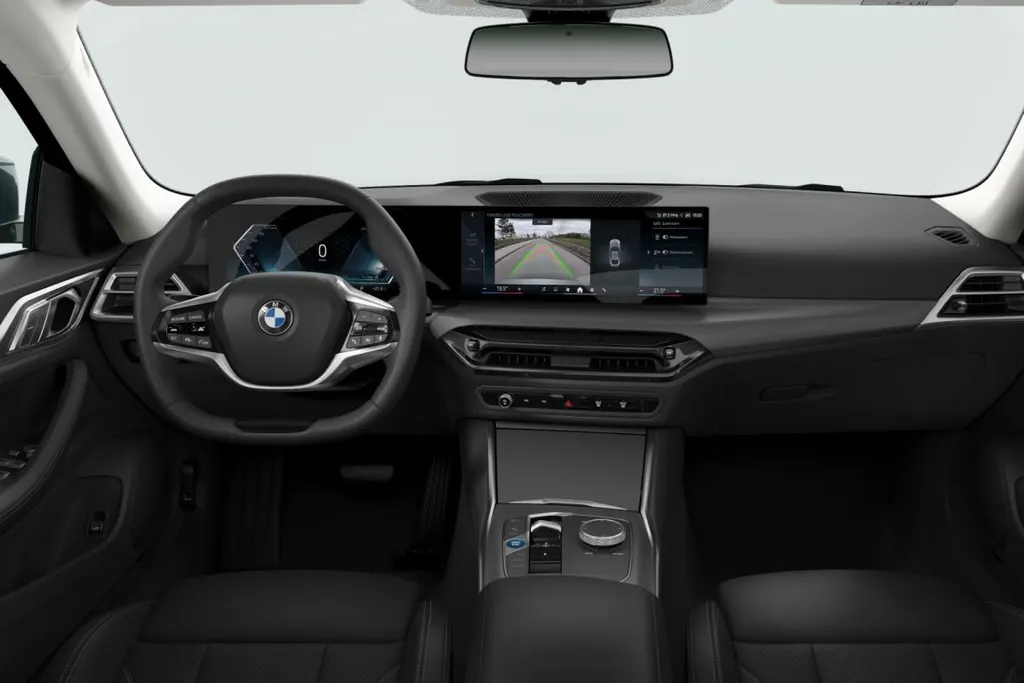 BMW i4 eDrive35 70 kWh Pure Edition