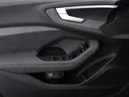 Audi A5 Avant 2.0 e-hybrid 299pk Quattro S Edition · Camera · Inklap. Trekhaak · ACC · Apple/Android Car Play · Zwart Optiek Pakket · Stoelverwarming · Garantie t/m 05-08-2029 of 100.000km · EXTRA INRUILKORTING ·