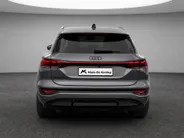 Audi Q6 e-tron S edition performance 100 kWh 306 PK · Tech pro · Glazen panoramadak · Trekhaak elek. wegklapbaar · Optiekpakket zwart