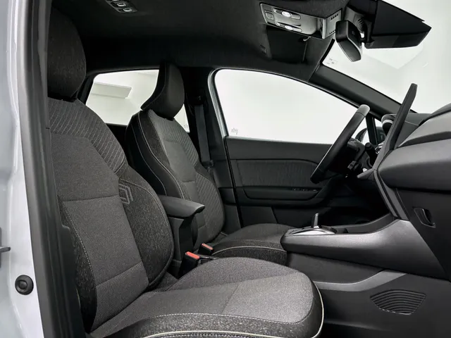 Renault Captur 1.8 E-Tech full hybrid 160 techno | CAMERA | NAVI