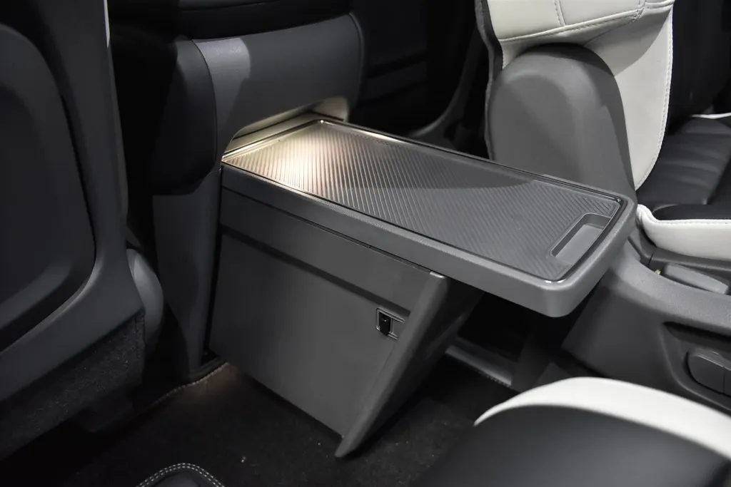 Kia EV9 99,8kWh 384pk AWD GT-Line 6-ZITS NIEUW