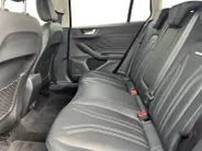 Ford Focus Wagon 1.5 EcoBoost Vignale | Parkeercamera | Adaptieve Cruise Control | Leder | Stoel- en stuurverwarming