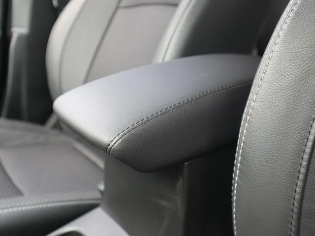 Suzuki S-Cross 1.4 BoosterJet Style Hybrid All Seasons | 360 camera | Leder