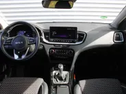 Kia Ceed Sportswagon 1.0 T-GDi DynamicPlusLine | Stoel- & stuurverwarming | Camera | Clima | Cruise | LED | Navi | Elek. achterklep | 16' LM |