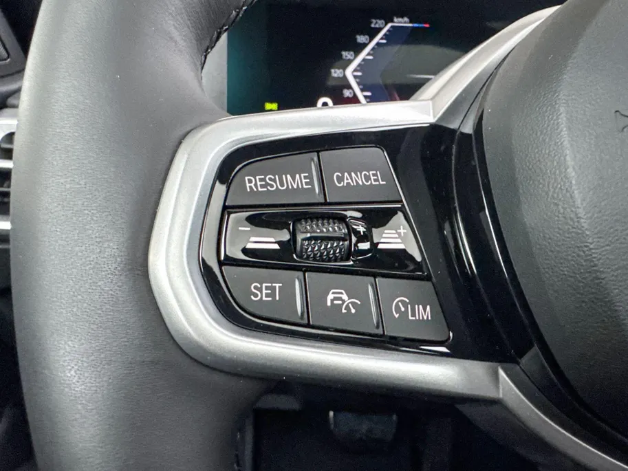 BMW i4 eDrive35