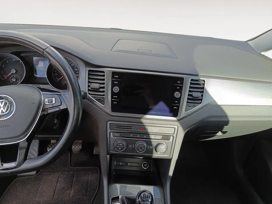 Volkswagen Golf Sportsvan 1.0 TSI Comfortline | Achteropkomend verkeer waarschuwing | Cruise control adaptief | Lichtmetalen velgen 16'