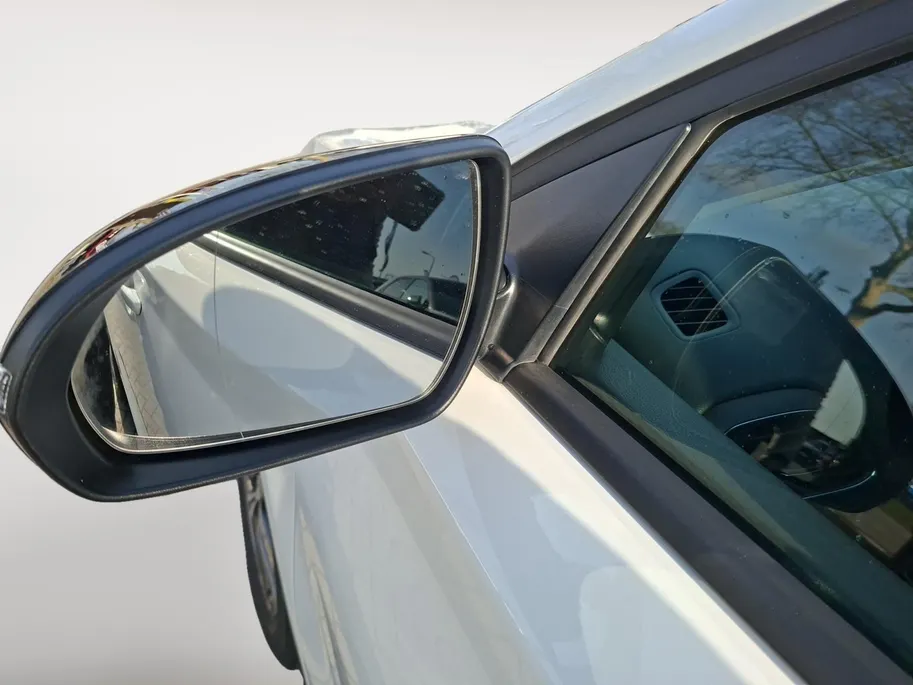 Hyundai i30 Wagon 1.0 T-GDI Comfort | Navigatie | Cruise | NU Rijklaarprijs! Incl.12 Maanden, APK, Onderhoudsbeurt etc! Premiumpakket gratis!