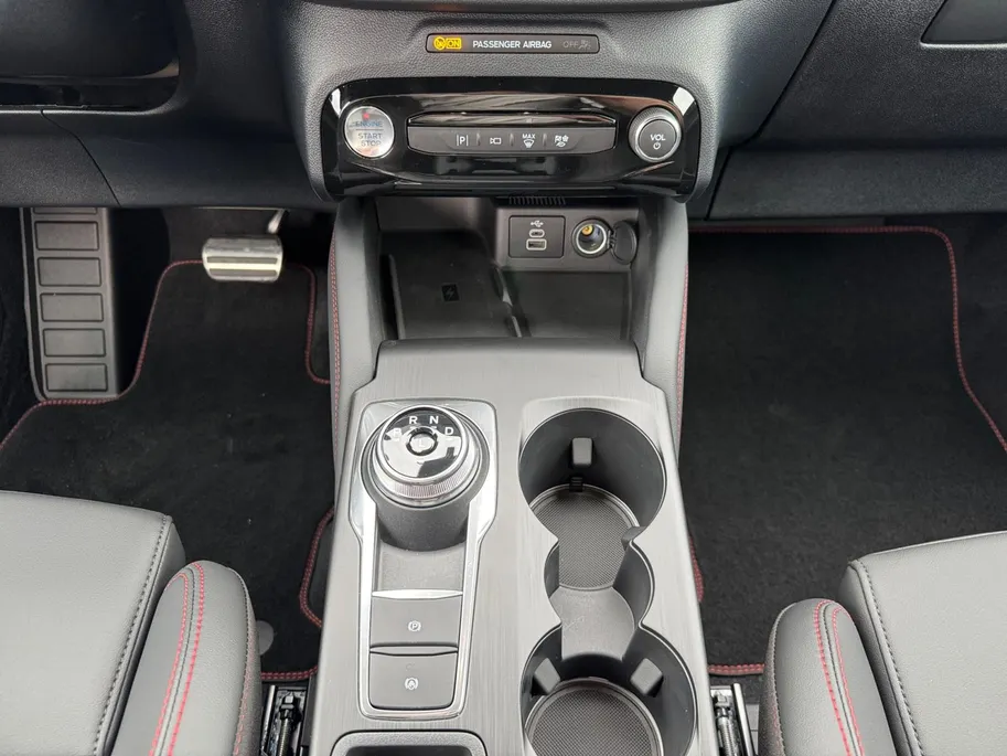 Ford Kuga 2.5 PHEV ST-Line X | Te bestellen | Actiekorting €4000,- | Trekhaak | 2100 KG Trekgewicht | Winter Pack |