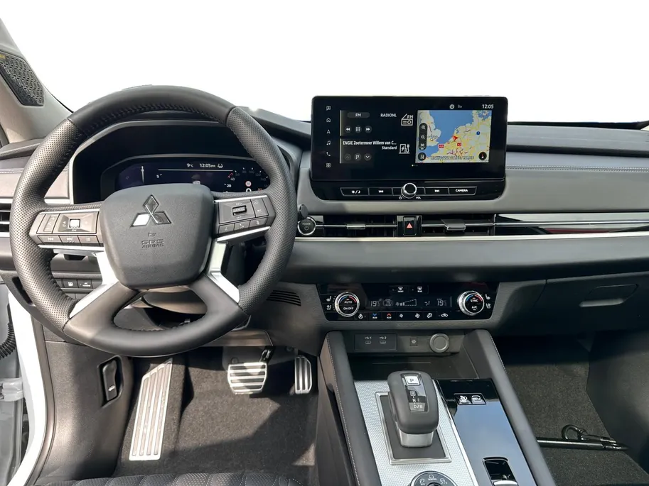 Mitsubishi Outlander 2.4 PHEV Instyle | 6000 EURO KORTING | NU DIRECT LEVEBAAR | 8 JAAR GARANTIE |