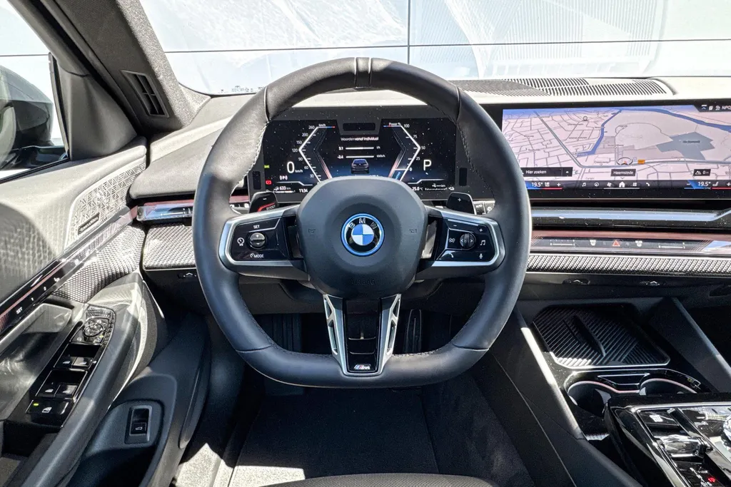 BMW 5 Serie Touring 550e xDrive