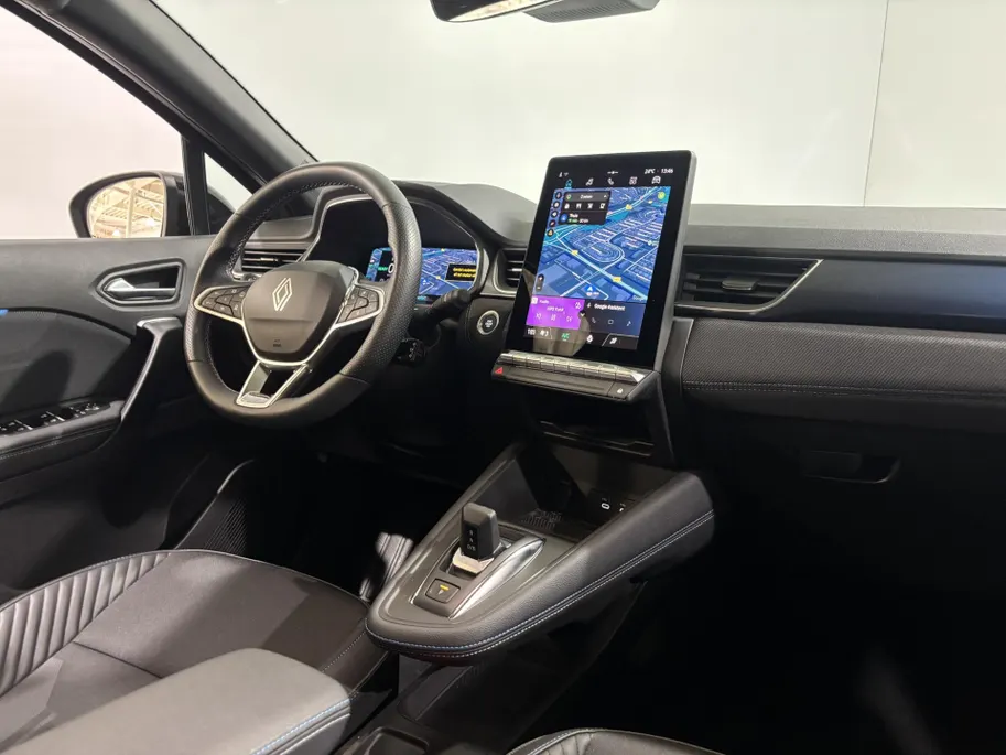 Renault Captur 160PK E-Tech Full Hybrid Esprit Alpine Automaat | DEMO | Sidebars | Adaptive Cruise Control | Camera | Digital Cockpit | Apple CarPlay/Android Auto | Climate Control | Parkeersensoren | Lichtmetalen Velgen |