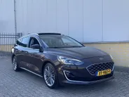 Ford Focus 1.0 EcoBoost 125 pk Vignale Wagon Panoramadak - Design Pack - Winter Pack - Lederen bekleding