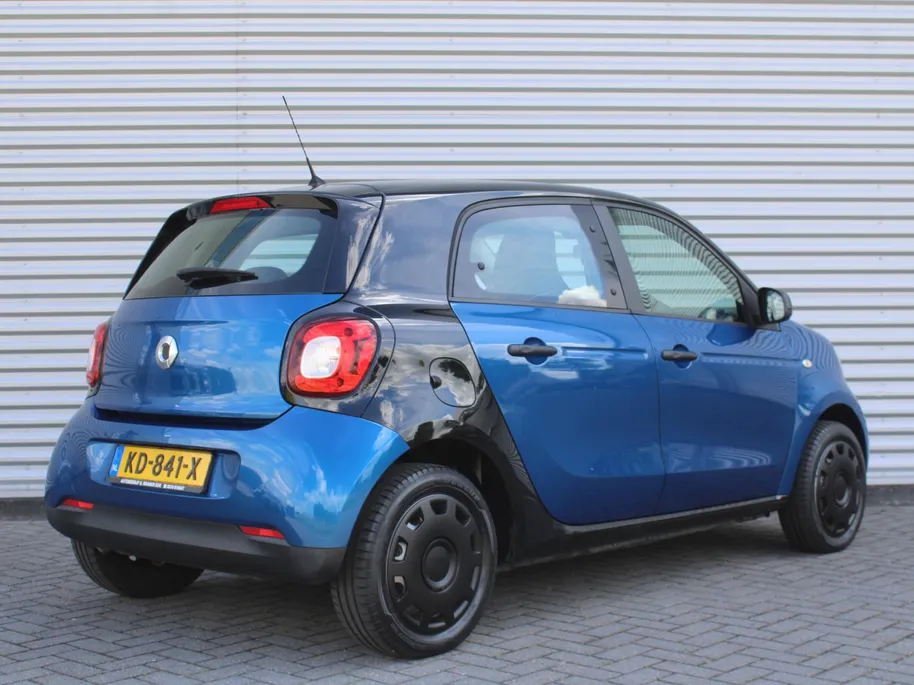 smart Forfour 1.0 Turbo Pure | 90 PK | Clima | Cruise | Bluetooth |