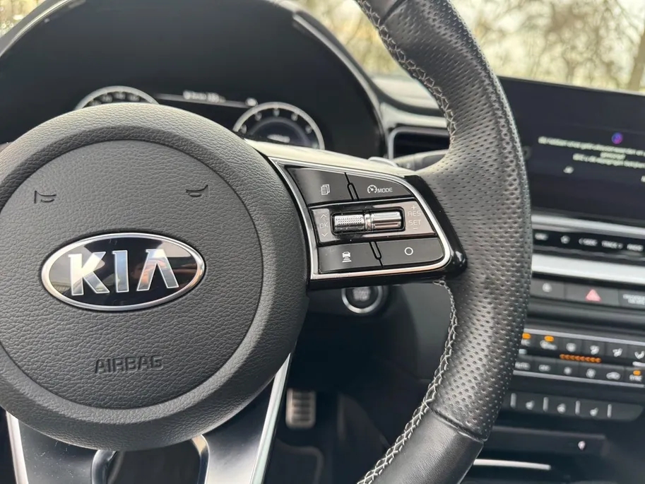 Kia ProCeed 1.5 T-GDI GT-PlusLine Automaat | Navi | Adaptive Cruise | Memory Seats | Panoramadak | JBL Soundsystem | Elektr. Achterklep | Apple Carplay