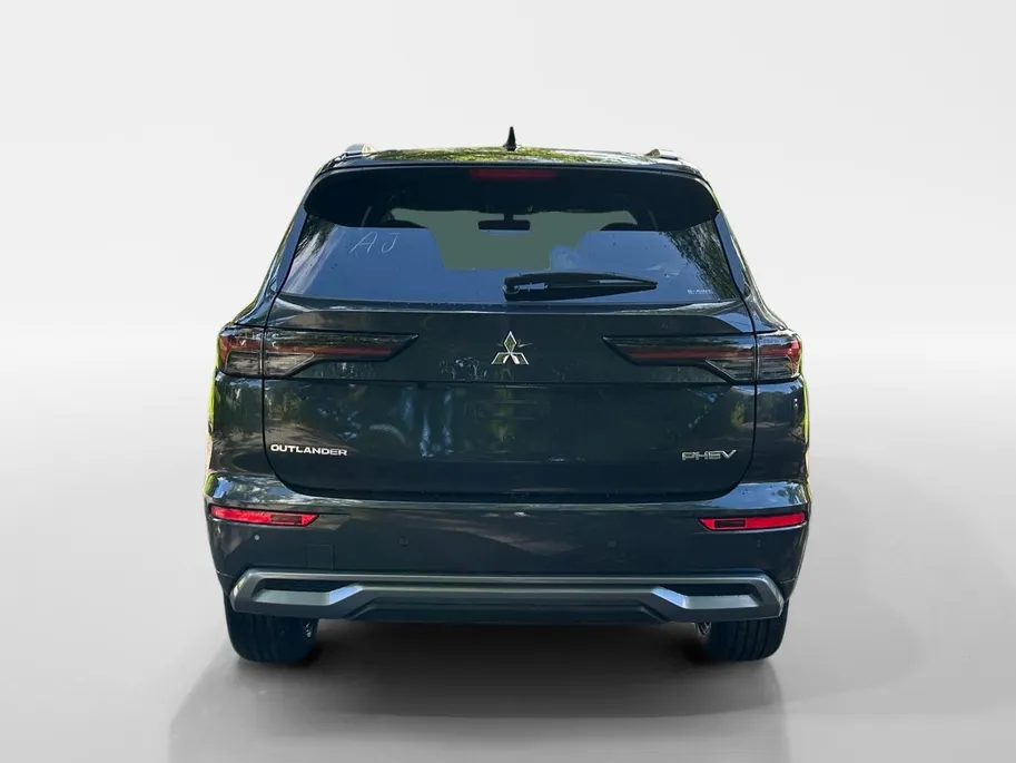 Mitsubishi Outlander 2.4 PHEV Instyle+ | 5.000 EURO KORTING | 8 JAAR GARANTIE |