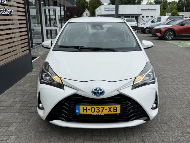 Toyota Yaris 1.5 Hyb. Design Sport