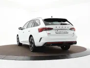 Škoda Octavia Combi 1.4 TSI iV PHEV 245pk DSG RS · Inklapbare Trekhaak · Head-Up Display · Matrix LED · Stoelverwarming · ACC · Keyless ·