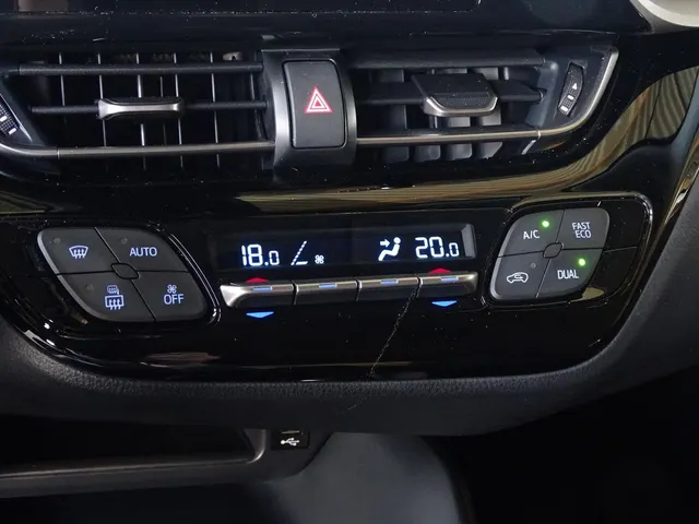 Toyota C-HR 1.8 Hybrid 122pk CVT Active | Apple CarPlay | Android Auto | Ada