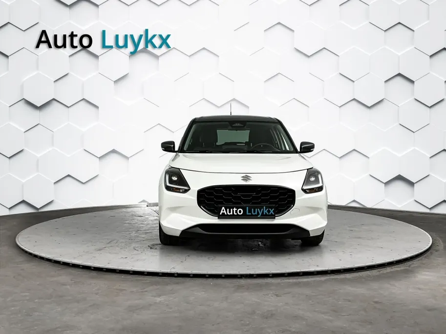 Suzuki Swift 1.2 Style Smart Hybrid Automaat | Navigatie | Apple Carplay/Android Auto | Adaptieve Cruise Control