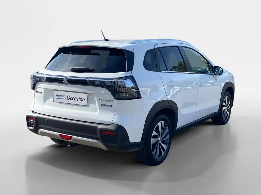 Suzuki S-Cross 1.4 Boosterjet Style Smart Hybrid | Trekhaak | Navigatie | Hoge instap | 360camera | Stoelverwarming