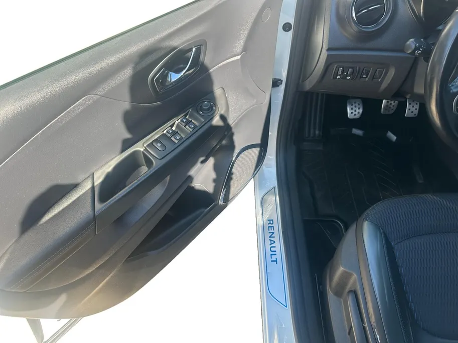 Renault Captur 1.2 TCe Dynamique | Navigatie | Camera | Climate & Cruise Control | Bluetooth | Licht & Regen Sensor | 12 Maanden BOVAG Garantie