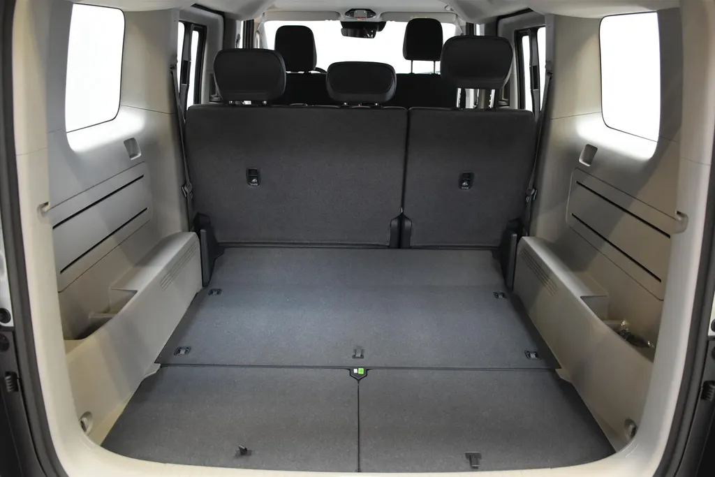 Kia PV5 Passenger 71,2 kWh Elite Executive NIEUW - SNEL LEVERBAAR