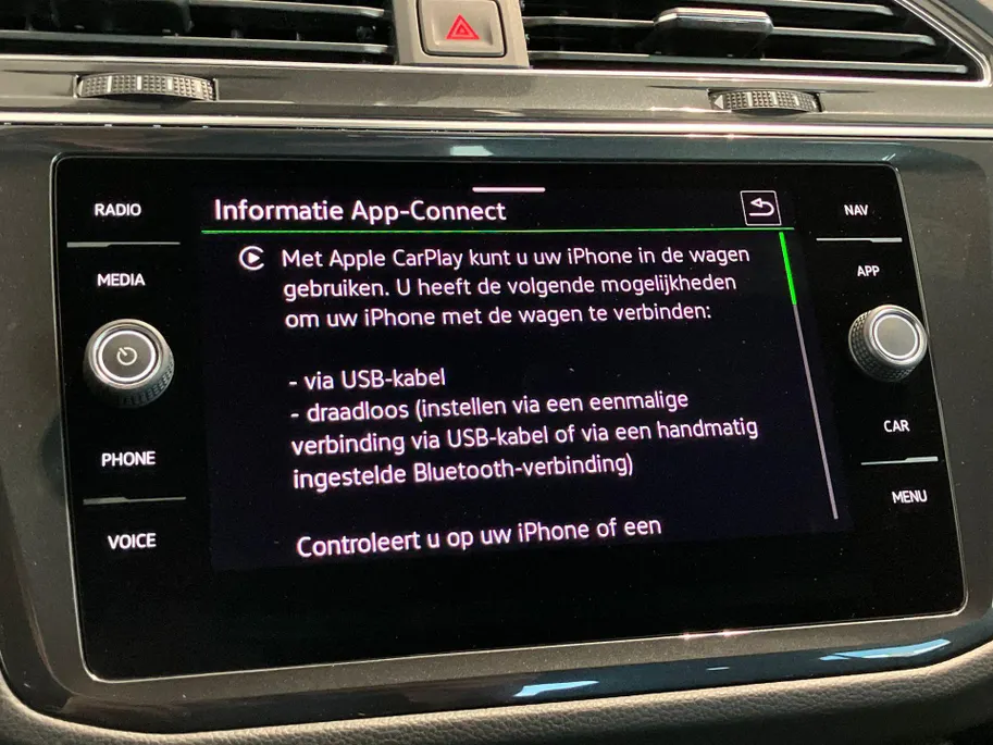 Volkswagen Tiguan 1.4TSIeHybrid 180kW/245PK R-Line Black Style · Dodehoeksensoren ·  Navigatie · Parkeersensoren · Apple/Android Car Play ·