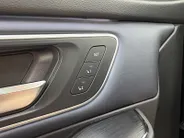 Nissan QASHQAI 1.3 MHEV Xtronic Tekna Plus *Automaat*Navi+360Camera*Winter Pack*Elekt. Stoelen*Lederen bekleding*HUD*Adapt. Cruise Control*Memory stoelen*1ste eigenaar!
