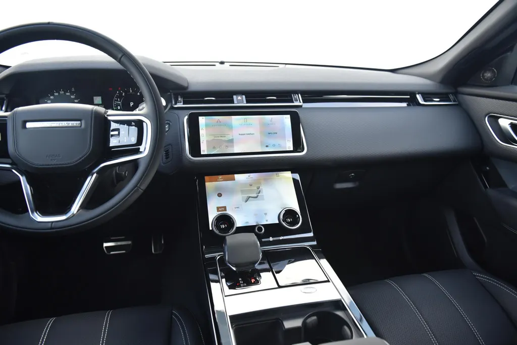 Land Rover Range Rover Velar P400e R-Dynamic SE