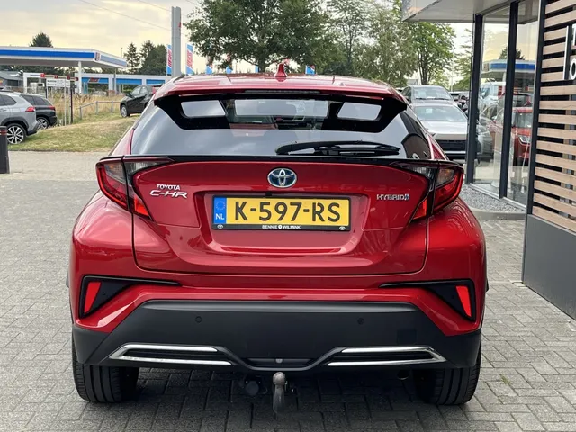 Toyota C-HR 2.0 Hybrid Dynamic