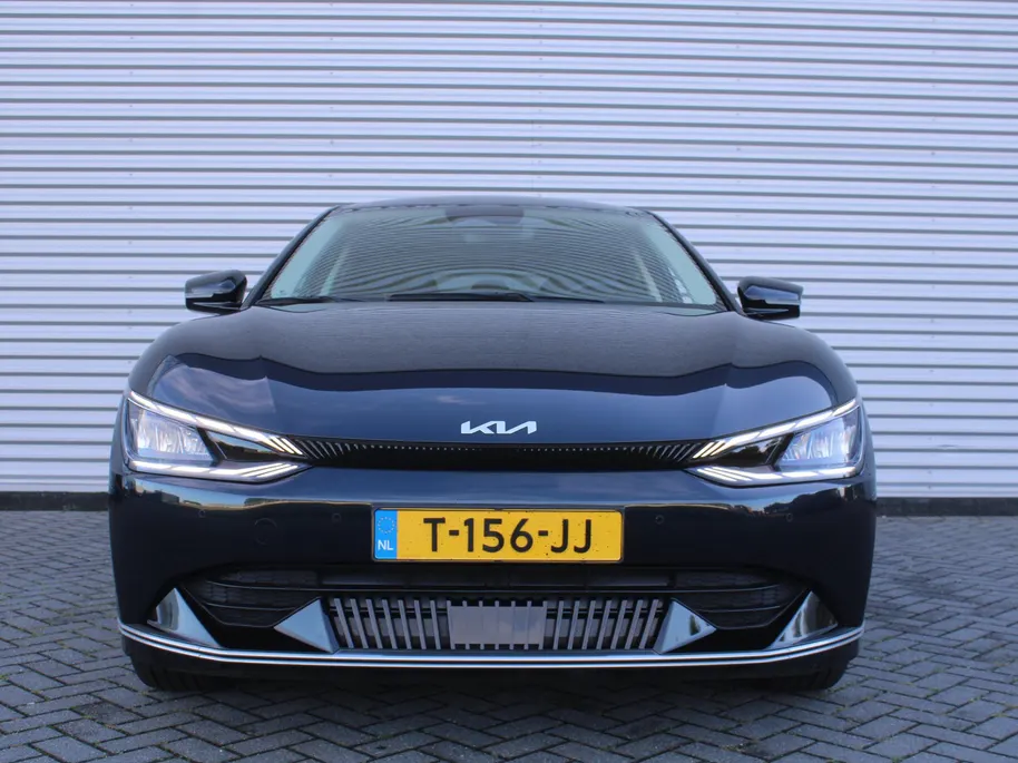 Kia EV6 Plus 77.4 kWh | Stuur-/stoelverwarming + ventilatie | Elektr. stoelverstelling + achterklep | Leer | Warmtepomp | 19' LM | Camera | LED |