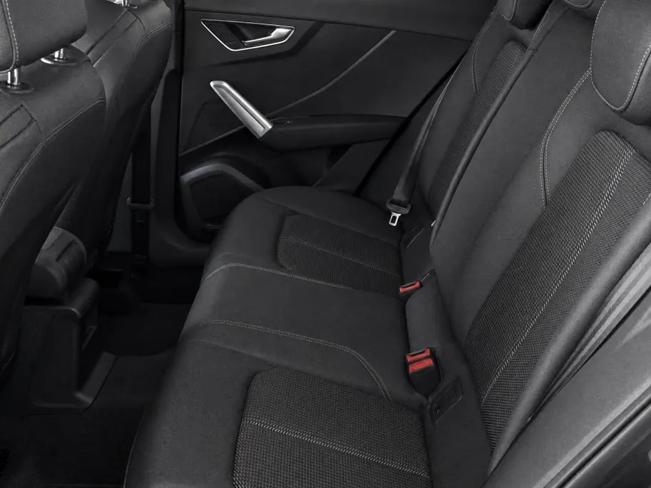 Audi Q2 35 TFSI S Edition 150 PK · Assist. pakket parking · Privacy glas · Stoelverwarming voorin · MEGA Sale