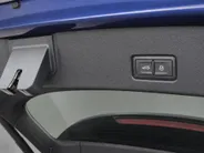 Audi Q4 e-tron 45 quattro Advanced edition 82 kWh 210kW/286PK · Panoramadak · Trekhaak · Camera · Apple/Android Car Play · Adaptive Cruise Control · Elektrische stoelverstelling · Stoelverwarming · Drive select