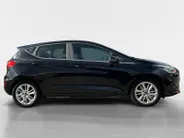 Ford Fiesta 1.0 EcoBoost Hybrid Titanium |Winterpack| Cruise control adaptief| Achteruitrijcamera| 12 maanden Bovag garantie|