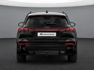 Audi Q4 Q4 S edition performance 82 kWh 286 PK · Trekhaak elek. wegklapbaar · Optiekpakket zwart · Opberg- en bagageruimtepakket