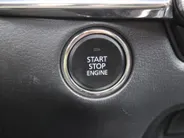 Mazda CX-30 2.0 e-SkyActiv-X M Hybrid Luxury | Trekhaak | Schuifdak | 18' LM | Leer | Elektr. stoelverstelling | Stuur-/stoelverwarming | HUD | 360 Camera | Winterset |