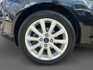 Ford Fiesta 1.0 EcoBoost Titanium |Automaat| Navigatie| Voorruitverwarming| lichtmetalen velgen 16'| 12 maanden Bovag garantie|