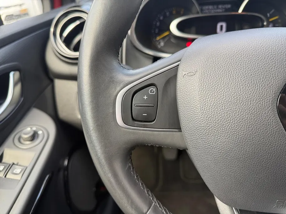 Renault Clio 0.9 TCe Dynamique | GT-LINE Pakket | Navigatie | Achteruitrijcamera | Climate control | 12 maanden garantie! |