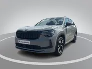 Škoda Kodiaq Sportline Business 1.5 TSI PHEV 150 kW / 204 PK | Steel Grey | 19'' tirsuli aero velgen | Trekhaak wegklapbaar | 4000,- inruilvoordeel!!
