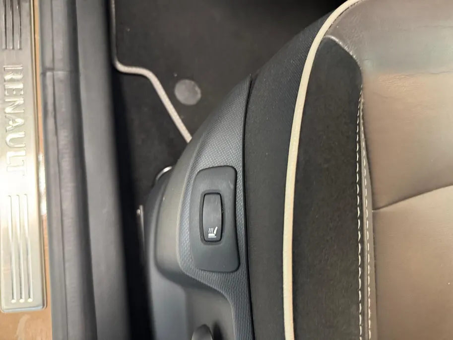 Renault Captur 0.9 TCE | BARISTA | PACK CITY | TREKHAAK | DEALERONDERHOUDEN |