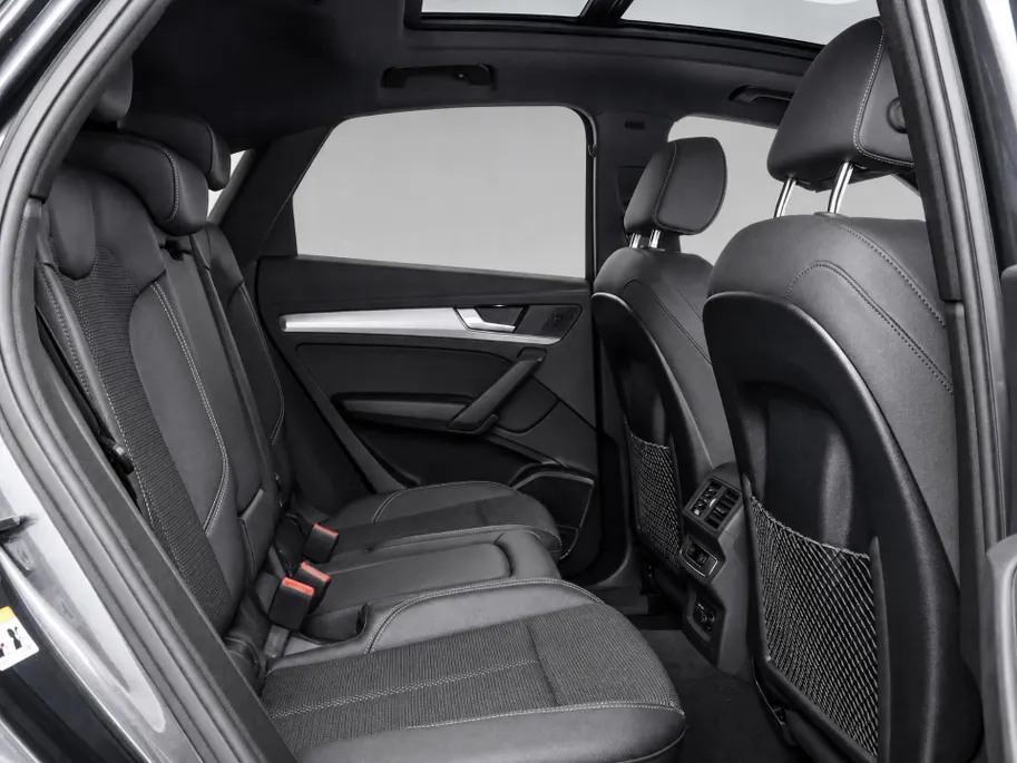 Audi Q5 Sportback 50 TFSIe 299 pk S-tronic S edition · Panoramadak · 360 Camera · Elek. Achterklep · Apple/Android Car Play · Navigatie · 20'' Inch ·