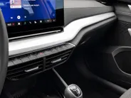 Škoda Octavia Combi 1.5TSI/115PK FL Selection · Apple/Android Car Play · Parkeersensoren · Stoelverwarming · Garantie t/m 04-12-2028 of 120000km.