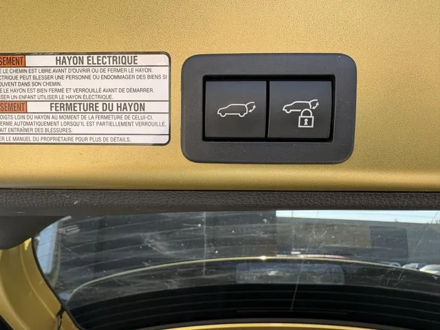 Toyota Yaris Cross 1.5 Hybrid Launch Edition | Bi-Tone | HUD | VERKOCHT