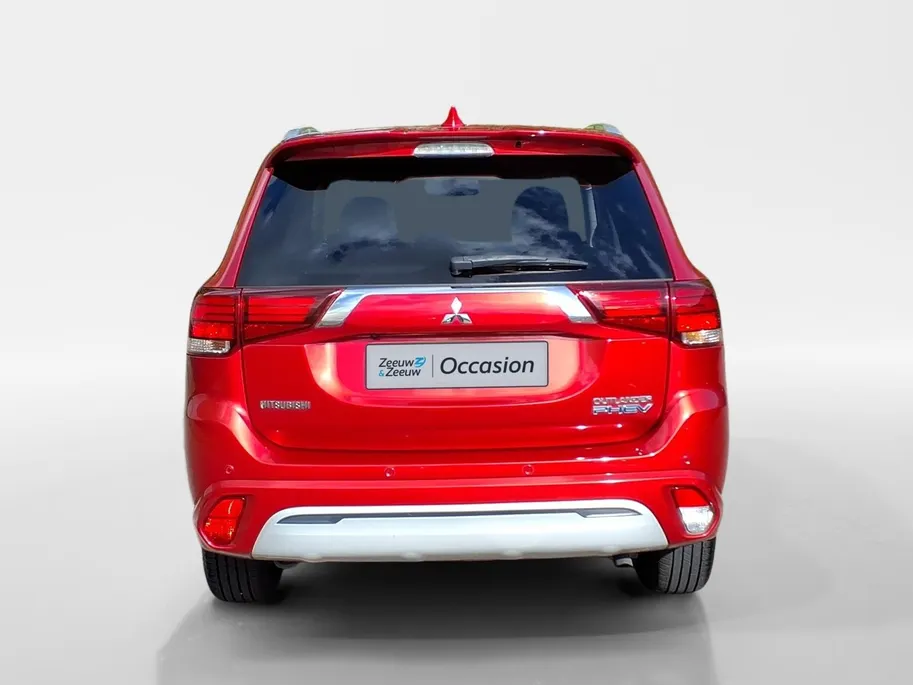 Mitsubishi Outlander 2.4 PHEV Pure Apple Carplay/Android Auto , electronic climate controle , cruise control , kunstlederen bekleding , lichtmetalen velgen 16' , voorstoelen verwarmd