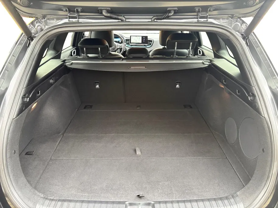 Kia Ceed Sportswagon 1.0 T-GDi MHEV Design Edition | Stoel en stuurverwarming | Navigatie | Camera | Apple Carplay / Android Auto | Elektrisch achterklep |