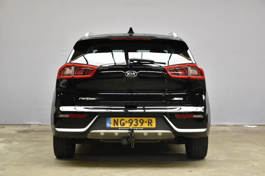 Kia Niro 1.6 GDi Hybrid 141pk DCT6 First Edition Navi | Camera | PDC | Cruise | Trekhaak | LMV